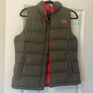 North face puffy vest